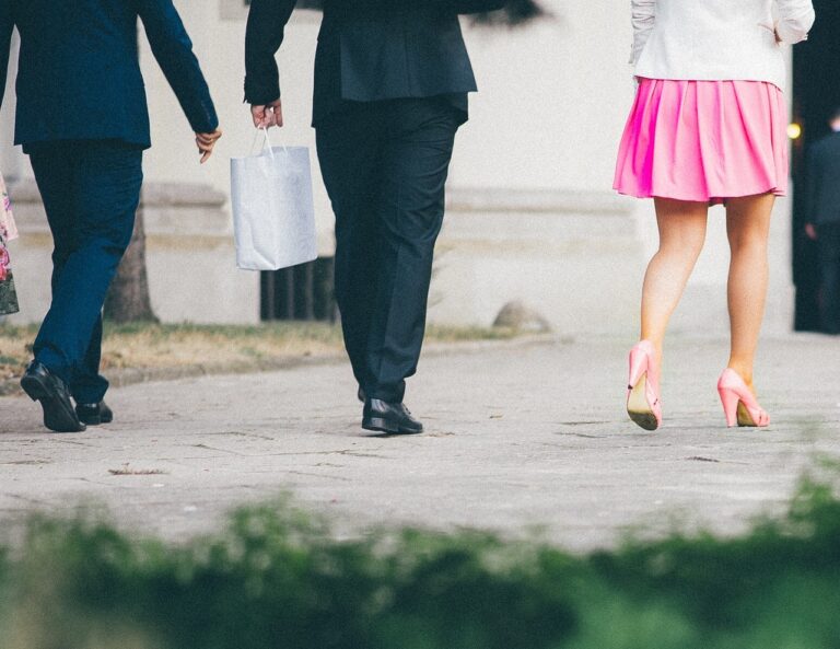 The Art of Cufflink Coordination: Adding Flair to Formalwear